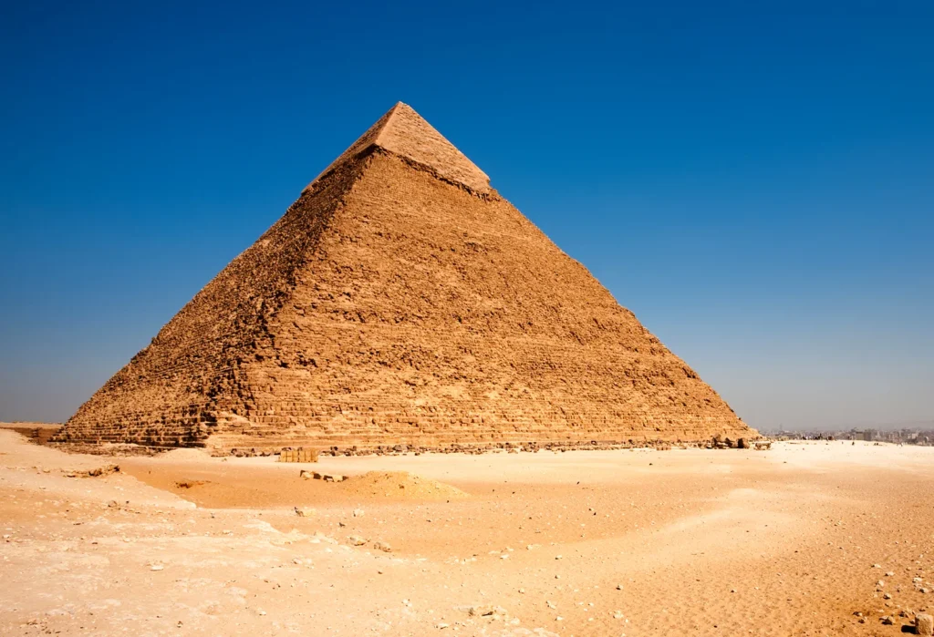 pyramid of khafre giza egypt
